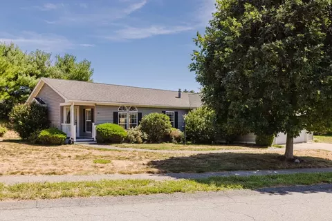 2602 Green St, Middleboro, MA 02346