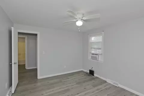 37-39 Porter St, Springfield, MA 01104 photo 17