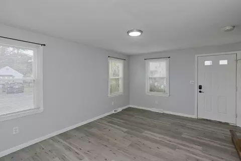 37-39 Porter St, Springfield, MA 01104 photo 11