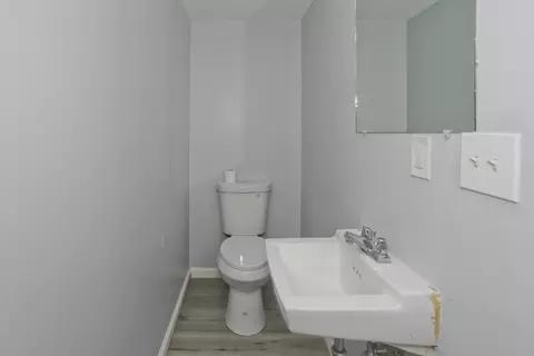 37-39 Porter St, Springfield, MA 01104 photo 13