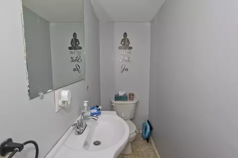 37-39 Porter St, Springfield, MA 01104 photo 28