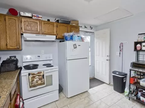 37-39 Porter St, Springfield, MA 01104 photo 24