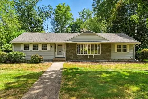 925 Williams St, Longmeadow, MA 01106