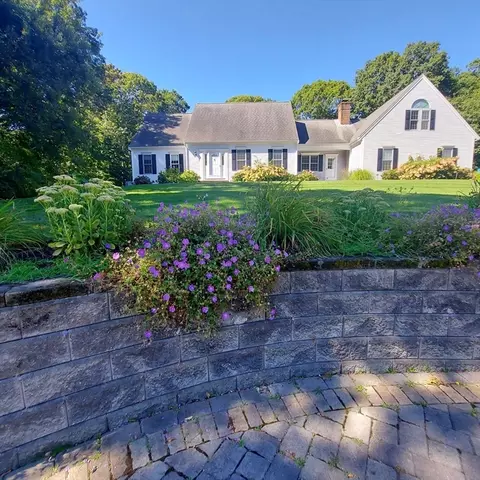 43 Barque Cir, Dennis, MA 02660
