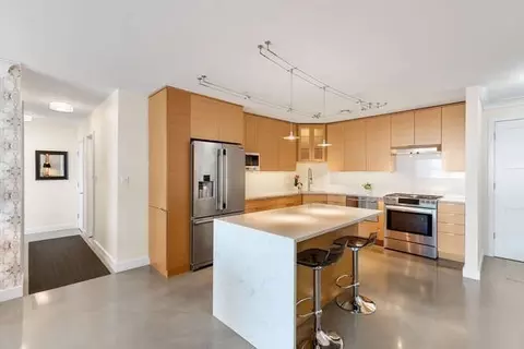 8 Whittier #21E, Boston, MA 02114