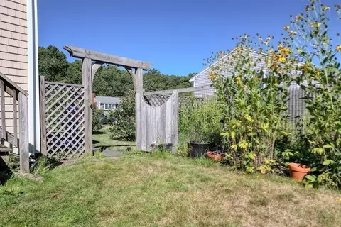 Exterior - 22 Marshview Dr, Marshfield, MA 02050 photo 6 of 9