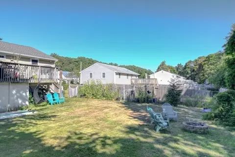 Exterior - 22 Marshview Dr, Marshfield, MA 02050 photo 7 of 9