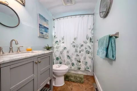 Bath - 22 Marshview Dr, Marshfield, MA 02050 photo 1 of 3