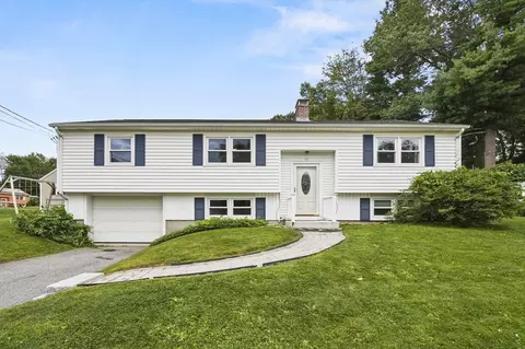 16 Shary Ln, Auburn, MA 01501