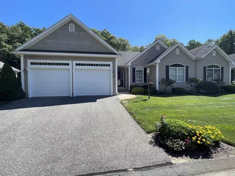 88 Tall Pines Rd #88, Hampden, MA 01036