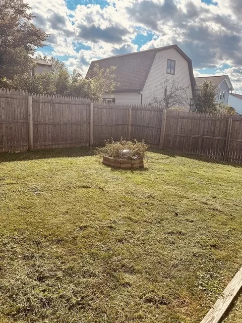 Exterior - 343 Ludlow St, Fall River, MA 02721 photo 1 of 3