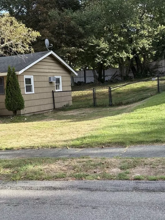 Exterior - 58 Trask Rd, Peabody, MA 01960 photo 6 of 6