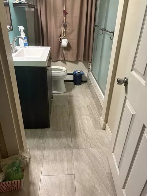 Bath - 58 Trask Rd, Peabody, MA 01960 photo 1 of 1