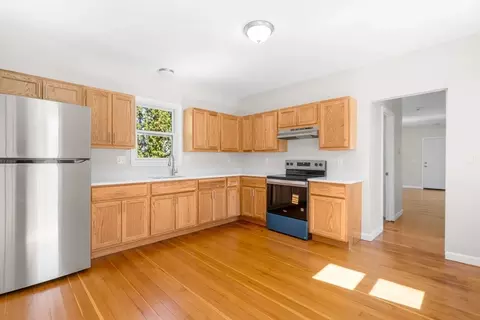 20 Park Ave, Webster, MA 01570 photo 8