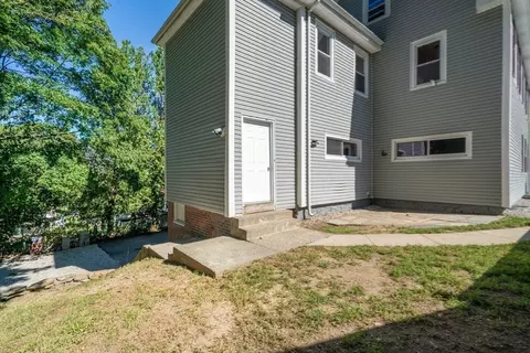 20 Park Ave, Webster, MA 01570 photo 25