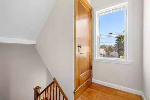 20 Park Ave, Webster, MA 01570 photo 12