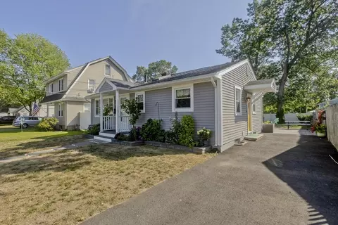 100 Champlain St, Indian Orchard, MA 01151 photo 3