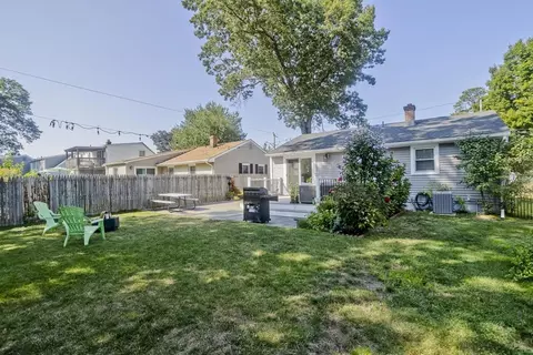 100 Champlain St, Indian Orchard, MA 01151 photo 31