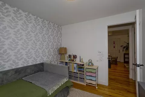 100 Champlain St, Indian Orchard, MA 01151 photo 15