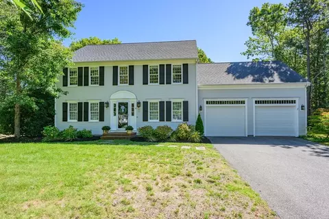 6 Nimble Hill Dr, Yarmouth, MA 02675