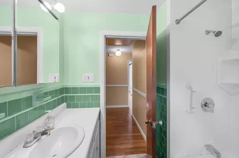116 Longmeadow Ave, Worcester, MA 01605 photo 29