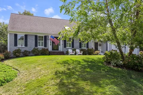 45 Indian Trl, Harwich, MA 02645