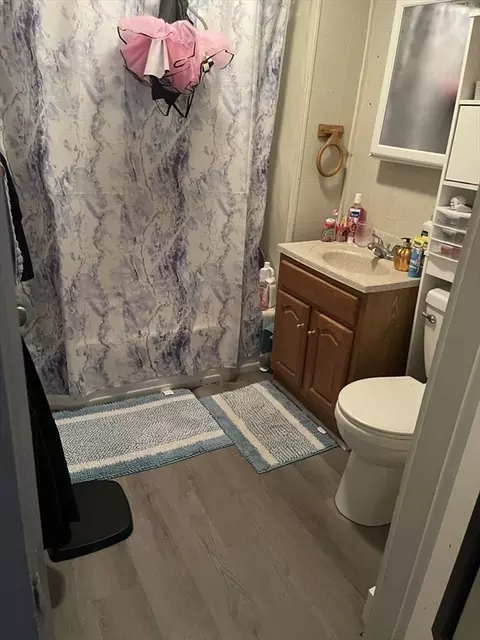 Bath - 144 Prospect Ave, Killingly, CT 06239 photo 1 of 1