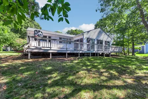 9 Point Rd, Mashpee, MA 02649 photo 6