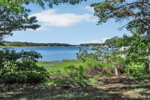 9 Point Rd, Mashpee, MA 02649 photo 12