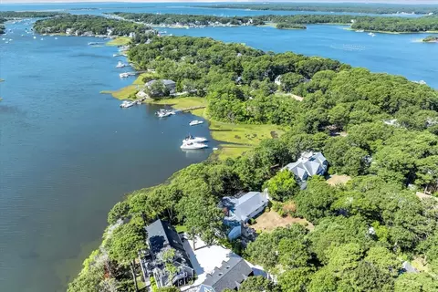 9 Point Rd, Mashpee, MA 02649 photo 5