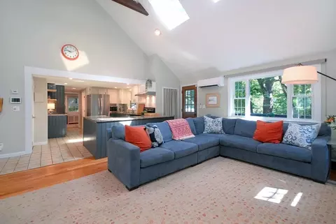 602 Potter Rd, Framingham, MA 01701 photo 8