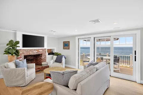 Living - 65 Harmes Way, Eastham, MA 02642 photo 3 of 5