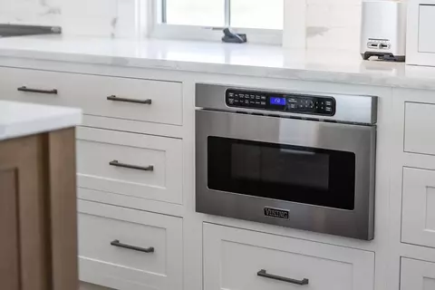 Kitchen - 65 Harmes Way, Eastham, MA 02642 photo 3 of 4