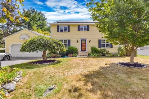 3 Russell Rd, Acton, MA 01720