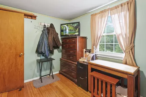 31 Rawson Ave, North Grosvenor Dale, CT 06255 photo 18