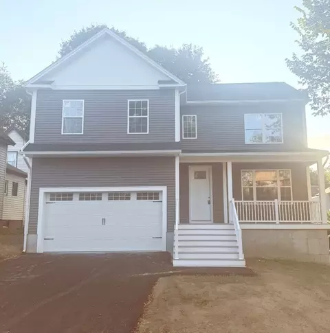 29 Wayne St, Worcester, MA 01603