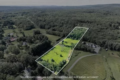 157 Vining Hill Rd, Southwick, MA 01077