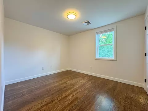 282 Pleasant St, Marblehead, MA 01945 photo 20