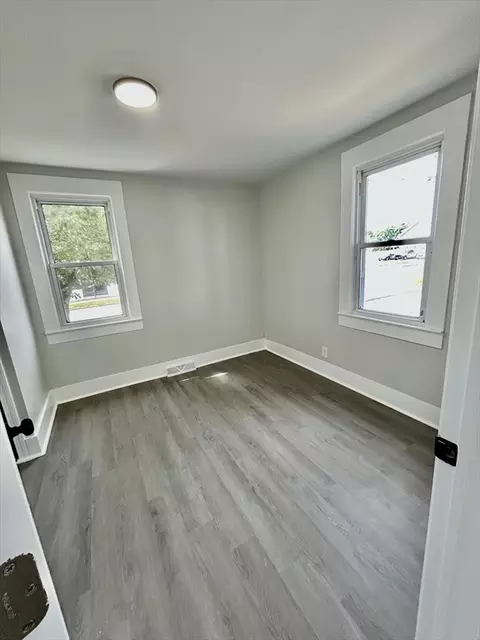 Bedroom - 369 Cold Spring Ave, West Springfield, MA 01089 photo 1 of 8