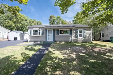 67 Lisa Ln, Lowell, MA 01854