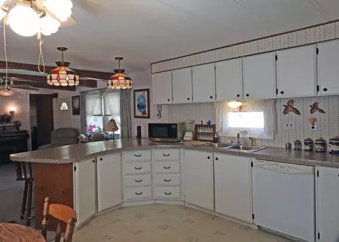 42 Michael St, Wareham, MA 02576 photo 6