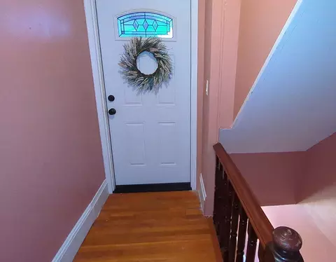 7 Cherry St, Lynn, MA 01902 photo 4