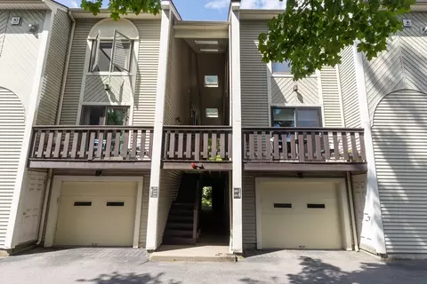 135 Broad St #2B3, Hudson, MA 01749