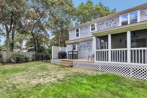 Exterior - 19 Drew Ln, Mashpee, MA 02649 photo 5 of 10