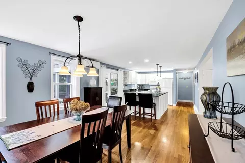 Dining - 19 Drew Ln, Mashpee, MA 02649 photo 2 of 2