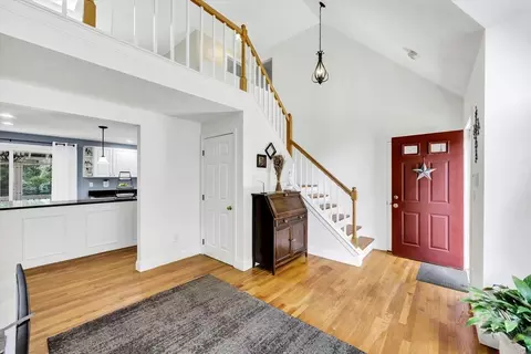 Entry Way - 19 Drew Ln, Mashpee, MA 02649 photo 1 of 4