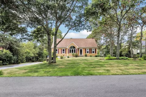 Exterior - 19 Drew Ln, Mashpee, MA 02649 photo 10 of 10