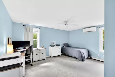 Bedroom - 19 Drew Ln, Mashpee, MA 02649 photo 4 of 8