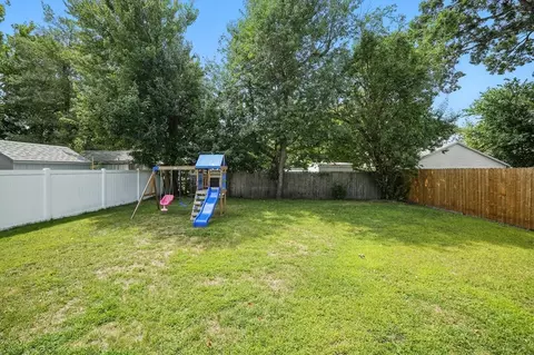 130 Eddy St, Springfield, MA 01104 photo 24