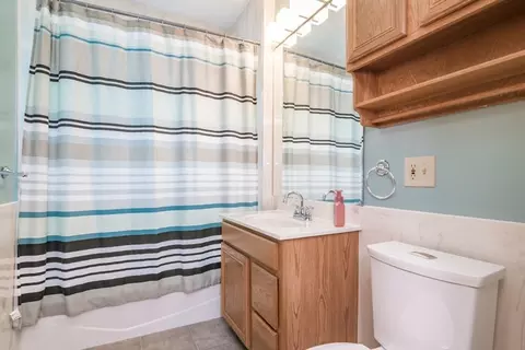 16 Monroe St, Chicopee, MA 01020 photo 14